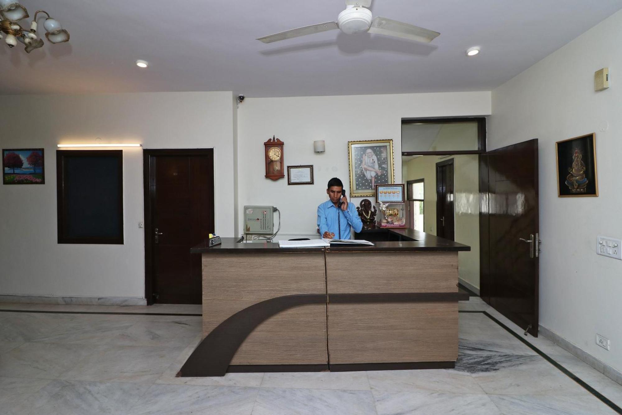 Hotel O Aravali Residency Gurgaon Exteriör bild