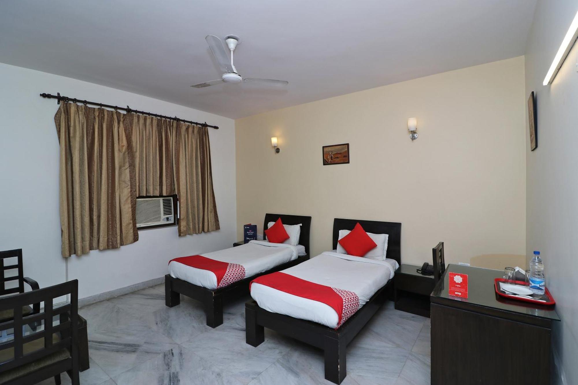 Hotel O Aravali Residency Gurgaon Exteriör bild