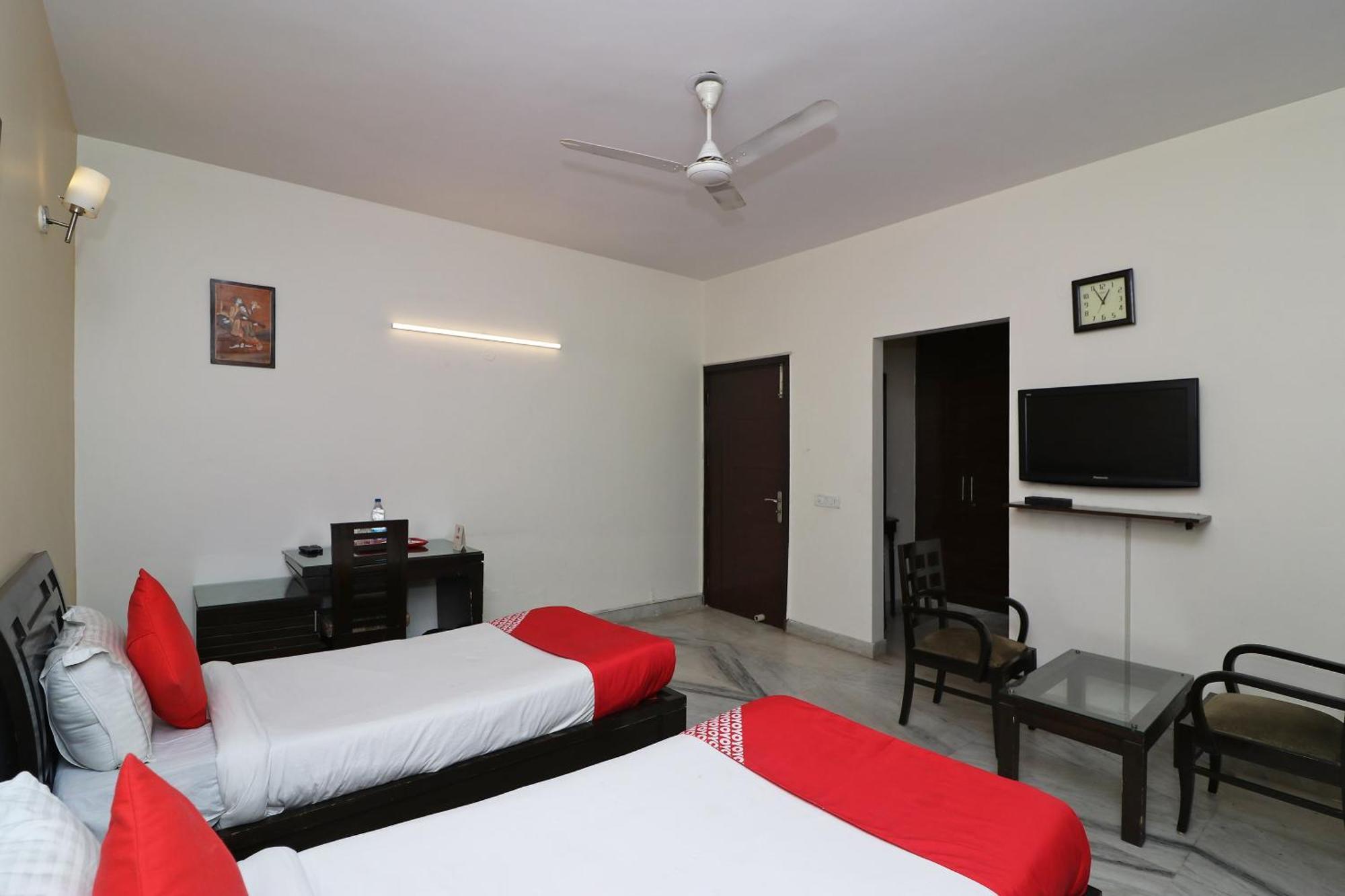 Hotel O Aravali Residency Gurgaon Exteriör bild